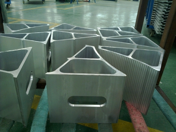 Komponen Fabrikasi Aluminium