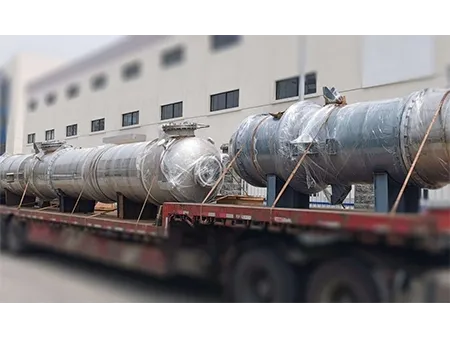 Kolum Penyulingan (Titanium)